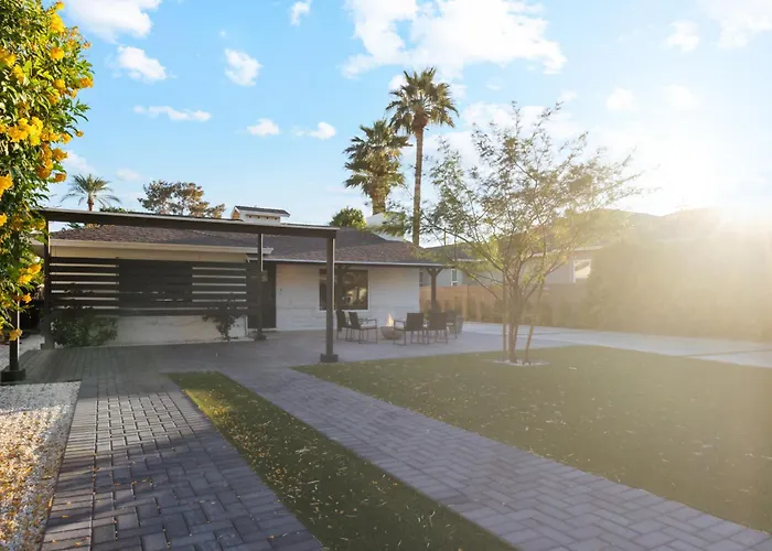Bichito's Playground - Heated Pool, Walkable Ferienhaus Phoenix