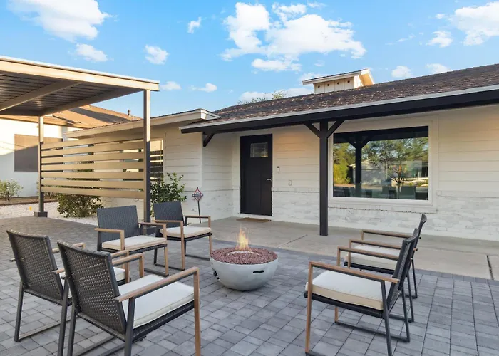 Bichito's Playground - Heated Pool, Walkable Ferienhaus